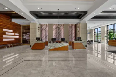 Photo 2 - Cleveland Marriott Downtown at Key Tower