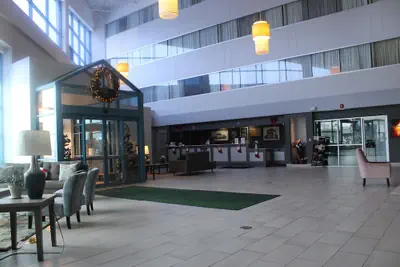 Photo 3 - Wyndham Flint MI/Grand Blanc/Bishop Airport/Conference Ct
