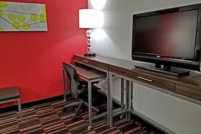 Photo 4 - Holiday Inn Irving Las Colinas by IHG
