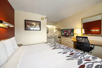 Photo 4 - Red Roof Inn Elkhart