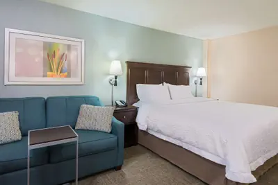 Photo 5 - Hampton Inn White Plains/Tarrytown