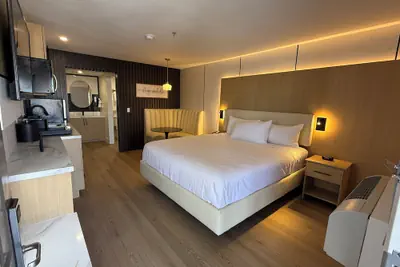 Photo 4 - MainStay Suites Victorville - Hesperia
