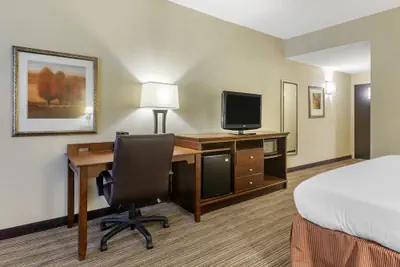 Photo 4 - Country Inn & Suites by Radisson, Atlanta Downtown