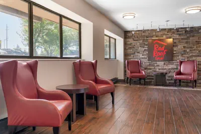 Photo 4 - Red Roof Inn Detroit-Rochester Hills/Auburn Hills