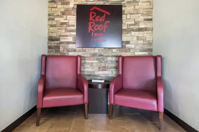 Photo 4 - Red Roof Inn & Suites Statesboro - University