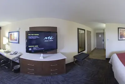 Photo 4 - Holiday Inn Brookfield - ​​Milwaukee by IHG