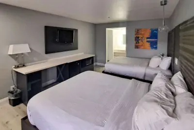 Photo 5 - Clarion Pointe El Cajon San Diego East