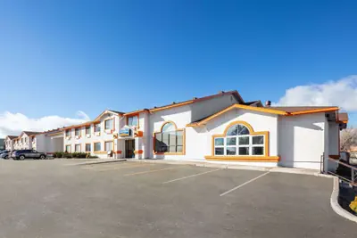 Photo 2 - Howard Johnson by Wyndham Williams