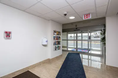 Photo 5 - Motel 6 Peoria, IL