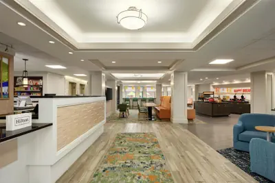Photo 4 - Hampton Inn Lancaster