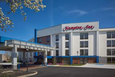 Photo 2 - Hampton Inn Lancaster