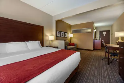 Photo 2 - Comfort Suites Green Bay West