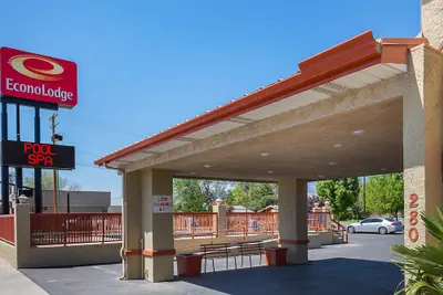Photo 2 - Econo Lodge Hurricane Zion Park Area