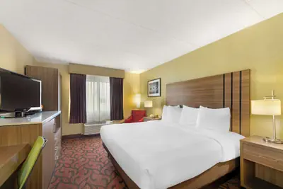Photo 2 - Best Western Rochester Marketplace Inn