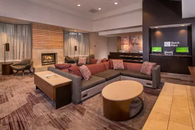 Photo 2 - Sonesta Select Arlington Rosslyn