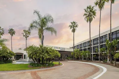 Photo 2 - Four Points by Sheraton San Diego