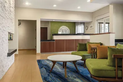 Photo 3 - Fairfield Inn & Suites Findlay