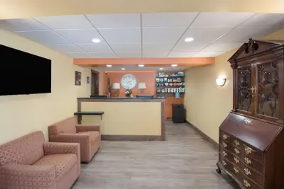 Photo 3 - Best Western Inn