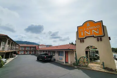Photo 2 - El Camino Inn