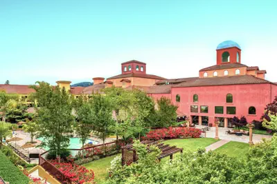 Photo 2 - DoubleTree by Hilton Sonoma - Wine Country