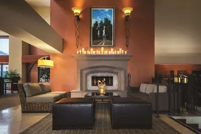Photo 3 - DoubleTree by Hilton Sonoma - Wine Country