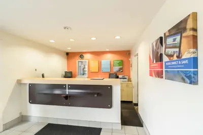 Photo 5 - Motel 6 Crawfordsville, IN