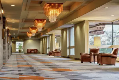 Photo 4 - DoubleTree by Hilton Colorado Springs