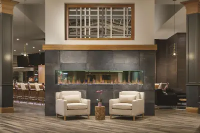 Photo 5 - DoubleTree by Hilton Colorado Springs