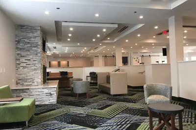 Photo 4 - Holiday Inn Express Naperville by IHG