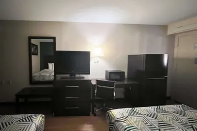 Photo 4 - Studio 6 Suites Shreveport, LA – Industrial Loop