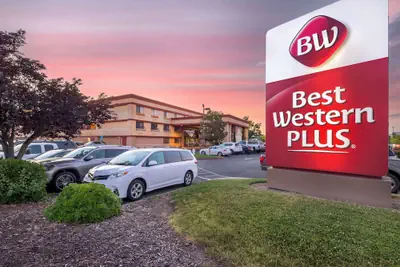 Photo 2 - Best Western Plus Orchid Hotel & Suites