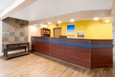 Photo 3 - Days Inn & Suites by Wyndham Greeley