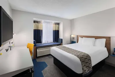 Photo 5 - Microtel Inn by Wyndham Bowling Green