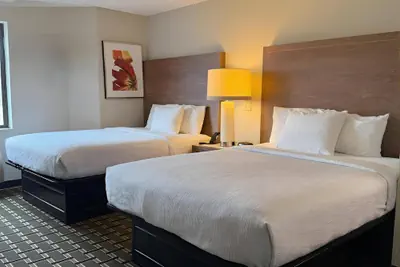 Photo 5 - Sleep Inn & Suites Peoria North