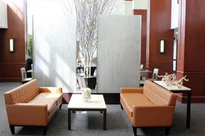 Photo 3 - DoubleTree by Hilton Hotel Boston Bayside