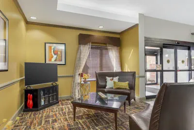 Photo 4 - Best Western Plus Suites-Greenville