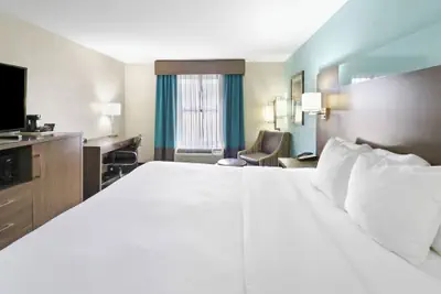 Photo 5 - Comfort Inn Dunn near I-95