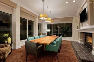 Photo 5 - Hilton Garden Inn San Francisco Arpt North