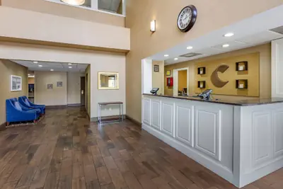 Photo 3 - Comfort Suites At The University - Conway