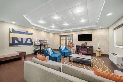 Photo 5 - Comfort Inn Fort Myers Northeast
