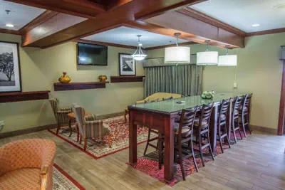 Photo 3 - Hampton Inn South Haven
