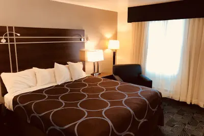 Photo 3 - Berkshire Inn