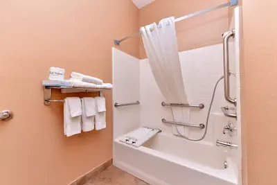 Photo 4 - Candlewood Suites San Diego by IHG