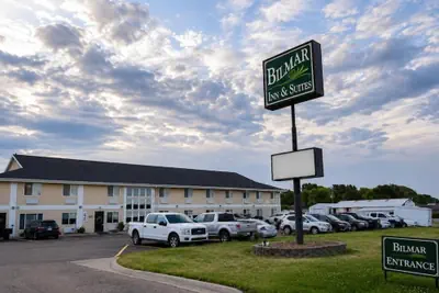 Photo 2 - Bilmar Inn & Suites Dell Rapids Near Sioux Falls