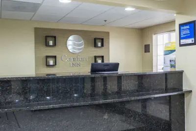 Photo 3 - Comfort Inn Decatur Priceville
