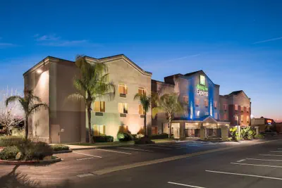 Photo 2 - Holiday Inn Express Rocklin - Galleria Area by IHG