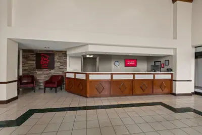 Photo 4 - Red Roof Inn & Suites Newnan
