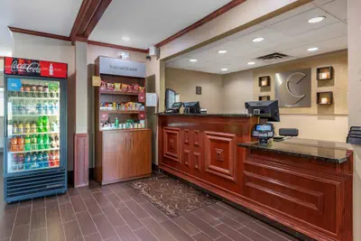 Photo 4 - Comfort Suites Grandville - Grand Rapids SW