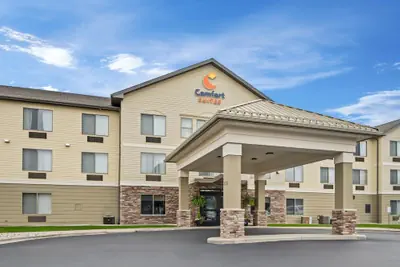 Photo 2 - Comfort Suites Grandville - Grand Rapids SW