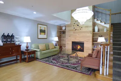 Photo 2 - Country Inn & Suites by Radisson, Biloxi-Ocean Springs, MS